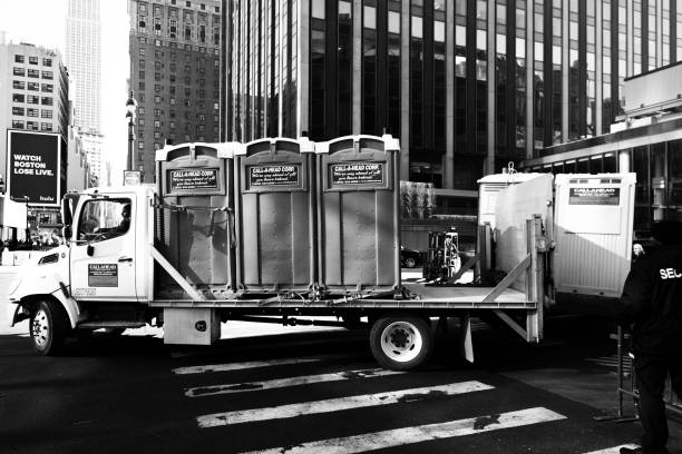 Best Affordable portable toilet rental  in Barrington, IL